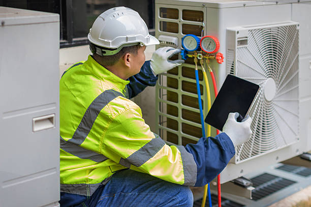 Professional Hvac technician working in Burkittsville, MD